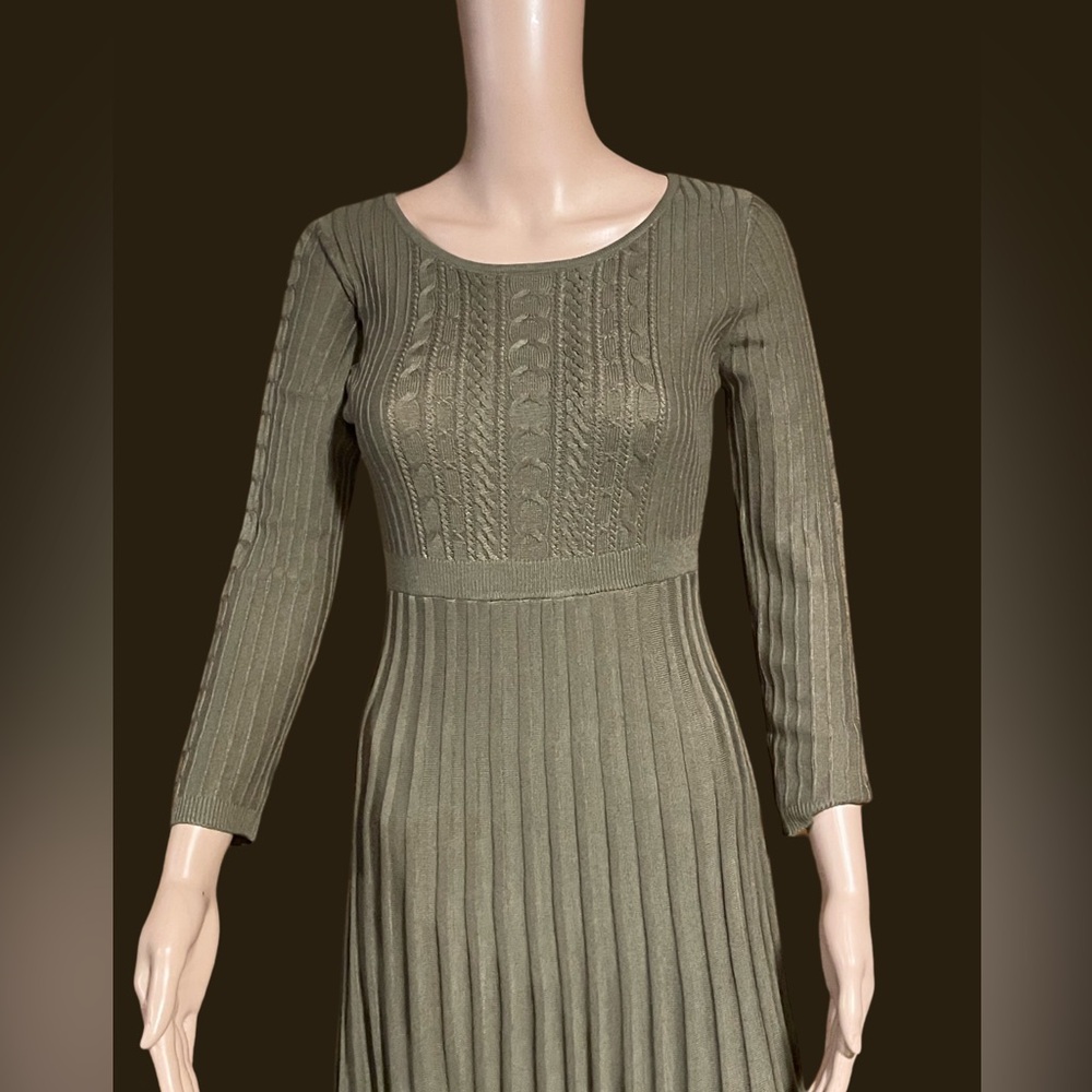 Calvin Klein Women's Fit & Flare Sweater Dress Brown Long Sleeve Pleated Size S